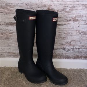 Hunter Grey Matte Boot